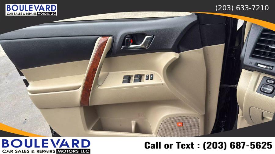 2013 Toyota Highlander Limited Sport Utility 4D, available for sale in New Haven, Connecticut | Boulevard Motors LLC. New Haven, Connecticut 2013 Toyota Highlander Limited Sport Utility 4D, available for sale in New Haven, Connecticut | Boulevard Motors LLC. New Haven, Connecticut