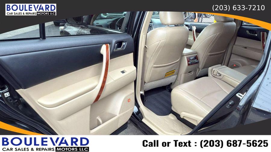 2013 Toyota Highlander Limited Sport Utility 4D, available for sale in New Haven, Connecticut | Boulevard Motors LLC. New Haven, Connecticut 2013 Toyota Highlander Limited Sport Utility 4D, available for sale in New Haven, Connecticut | Boulevard Motors LLC. New Haven, Connecticut