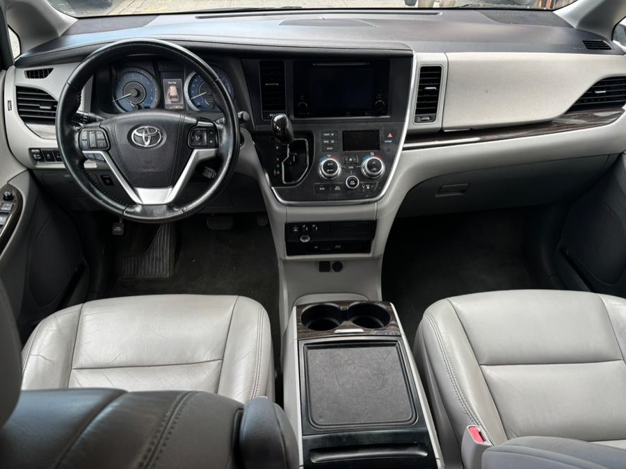 2015 Toyota Sienna 5dr 8-Pass Van XLE Premium FWD (Natl), available for sale in Brooklyn, New York | Carsbuck Inc.. Brooklyn, New York 2015 Toyota Sienna 5dr 8-Pass Van XLE Premium FWD (Natl), available for sale in Brooklyn, New York | Carsbuck Inc.. Brooklyn, New York