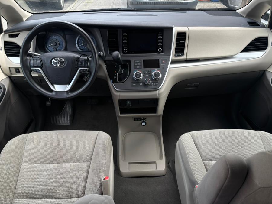 2020 Toyota Sienna L FWD 7-Passenger (Natl), available for sale in Brooklyn, New York | Carsbuck Inc.. Brooklyn, New York 2020 Toyota Sienna L FWD 7-Passenger (Natl), available for sale in Brooklyn, New York | Carsbuck Inc.. Brooklyn, New York