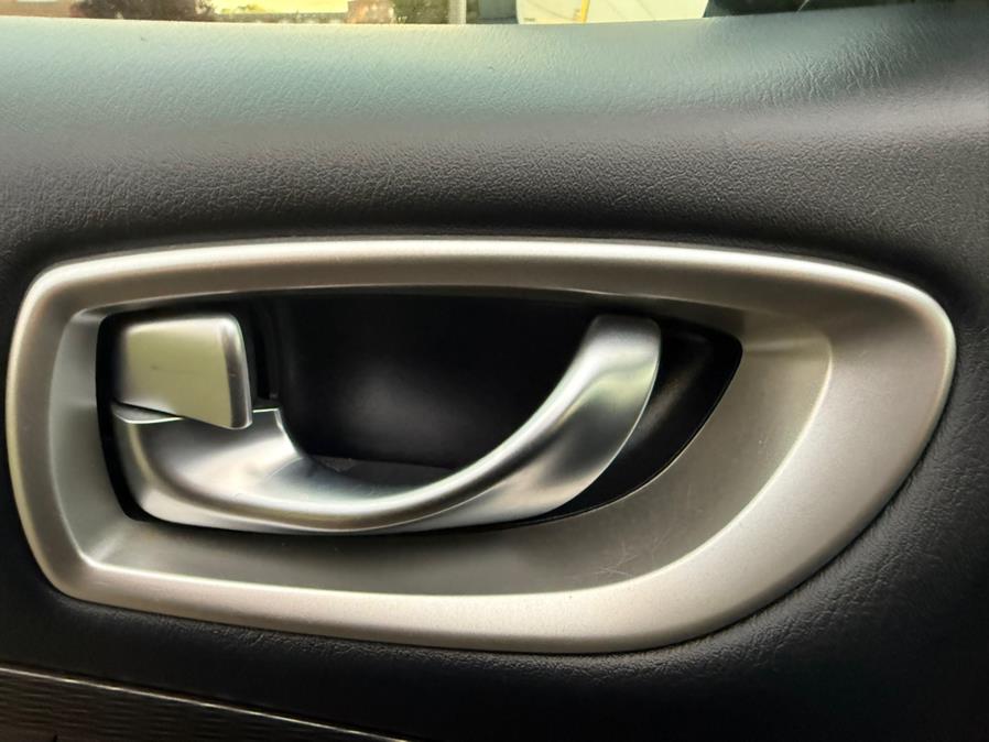 2017 INFINITI QX60 AWD, available for sale in Philadelphia, Pennsylvania | Eugen's Auto Sales & Repairs. Philadelphia, Pennsylvania 2017 INFINITI QX60 AWD, available for sale in Philadelphia, Pennsylvania | Eugen's Auto Sales & Repairs. Philadelphia, Pennsylvania