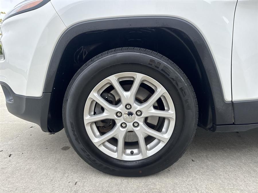 2018 Jeep Cherokee Latitude Plus, available for sale in Elida, Ohio | Josh's All Under Ten LLC. Elida, Ohio 2018 Jeep Cherokee Latitude Plus, available for sale in Elida, Ohio | Josh's All Under Ten LLC. Elida, Ohio