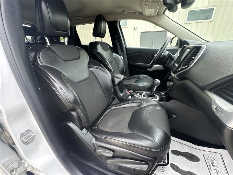 2018 Jeep Cherokee Latitude Plus, available for sale in Elida, Ohio | Josh's All Under Ten LLC. Elida, Ohio 2018 Jeep Cherokee Latitude Plus, available for sale in Elida, Ohio | Josh's All Under Ten LLC. Elida, Ohio