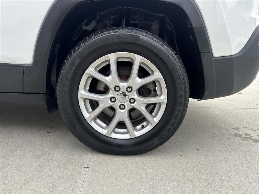 2018 Jeep Cherokee Latitude Plus, available for sale in Elida, Ohio | Josh's All Under Ten LLC. Elida, Ohio 2018 Jeep Cherokee Latitude Plus, available for sale in Elida, Ohio | Josh's All Under Ten LLC. Elida, Ohio