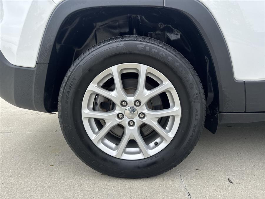 2018 Jeep Cherokee Latitude Plus, available for sale in Elida, Ohio | Josh's All Under Ten LLC. Elida, Ohio 2018 Jeep Cherokee Latitude Plus, available for sale in Elida, Ohio | Josh's All Under Ten LLC. Elida, Ohio
