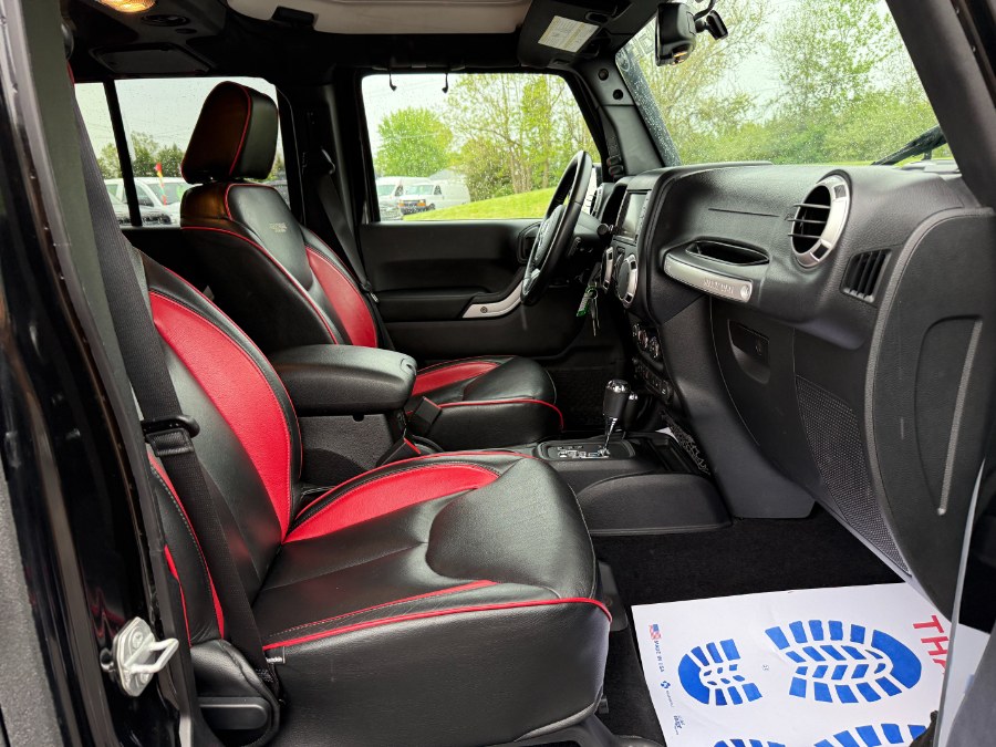 2016 Jeep Wrangler Unlimited 4WD 4dr Rubicon, available for sale in Ortonville, Michigan | Marsh Auto Sales LLC. Ortonville, Michigan 2016 Jeep Wrangler Unlimited 4WD 4dr Rubicon, available for sale in Ortonville, Michigan | Marsh Auto Sales LLC. Ortonville, Michigan