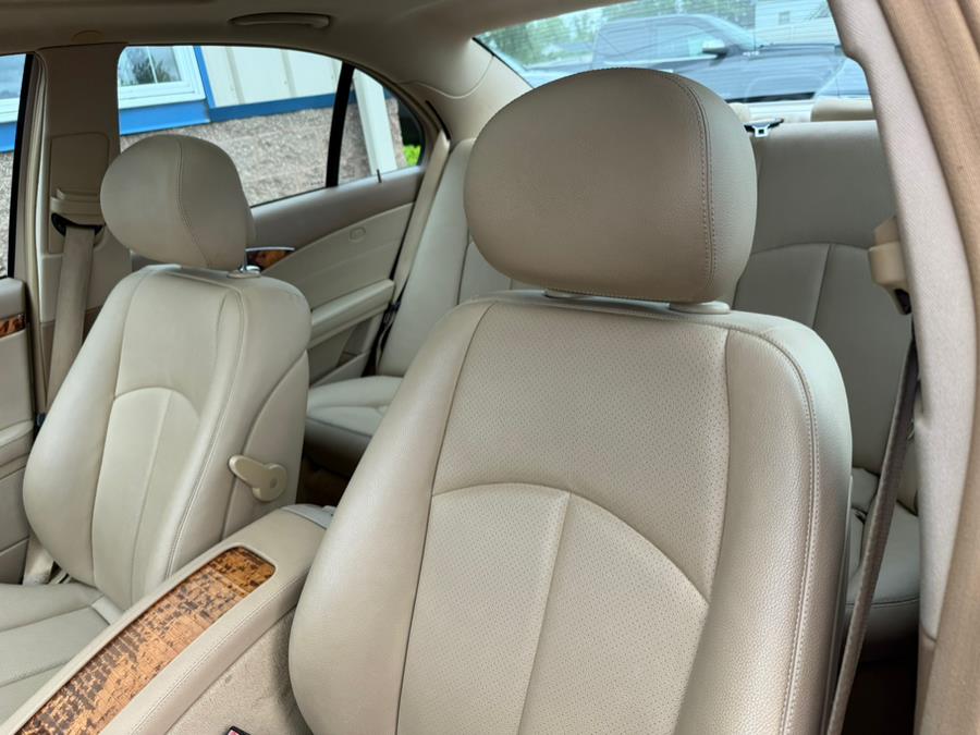 2009 Mercedes-Benz E-Class 4dr Sdn Luxury 3.5L 4MATIC, available for sale in East Windsor, Connecticut | Century Auto And Truck. East Windsor, Connecticut 2009 Mercedes-Benz E-Class 4dr Sdn Luxury 3.5L 4MATIC, available for sale in East Windsor, Connecticut | Century Auto And Truck. East Windsor, Connecticut