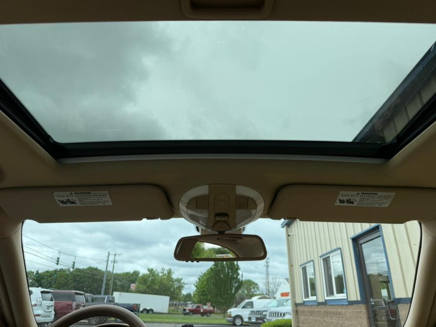 2009 Mercedes-Benz E-Class 4dr Sdn Luxury 3.5L 4MATIC, available for sale in East Windsor, Connecticut | Century Auto And Truck. East Windsor, Connecticut 2009 Mercedes-Benz E-Class 4dr Sdn Luxury 3.5L 4MATIC, available for sale in East Windsor, Connecticut | Century Auto And Truck. East Windsor, Connecticut