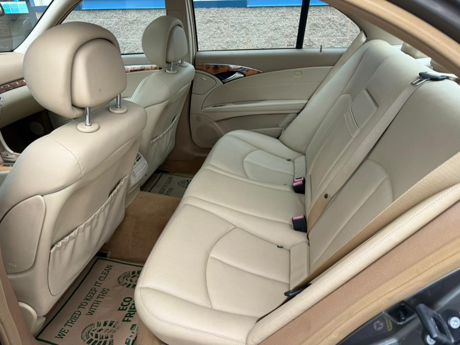 2009 Mercedes-Benz E-Class 4dr Sdn Luxury 3.5L 4MATIC, available for sale in East Windsor, Connecticut | Century Auto And Truck. East Windsor, Connecticut 2009 Mercedes-Benz E-Class 4dr Sdn Luxury 3.5L 4MATIC, available for sale in East Windsor, Connecticut | Century Auto And Truck. East Windsor, Connecticut