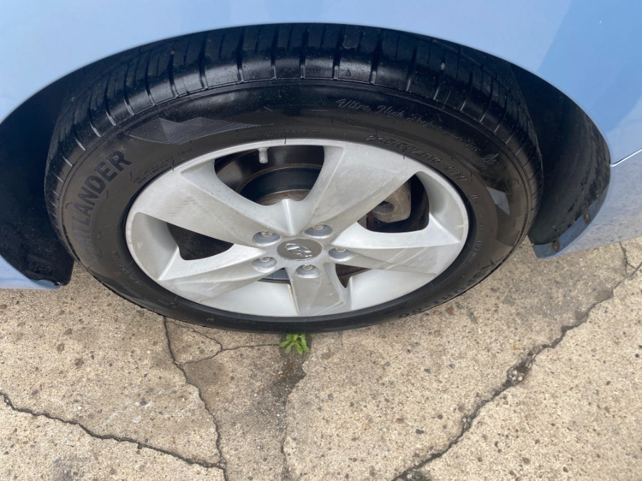 2013 Hyundai Elantra 4dr Sdn Auto GLS PZEV (Ulsan Plant), available for sale in Middle Village, New York | Middle Village Motors . Middle Village, New York 2013 Hyundai Elantra 4dr Sdn Auto GLS PZEV (Ulsan Plant), available for sale in Middle Village, New York | Middle Village Motors . Middle Village, New York