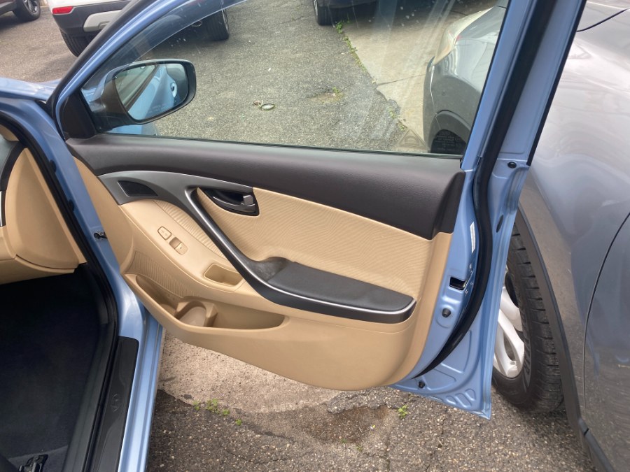 2013 Hyundai Elantra 4dr Sdn Auto GLS PZEV (Ulsan Plant), available for sale in Middle Village, New York | Middle Village Motors . Middle Village, New York 2013 Hyundai Elantra 4dr Sdn Auto GLS PZEV (Ulsan Plant), available for sale in Middle Village, New York | Middle Village Motors . Middle Village, New York