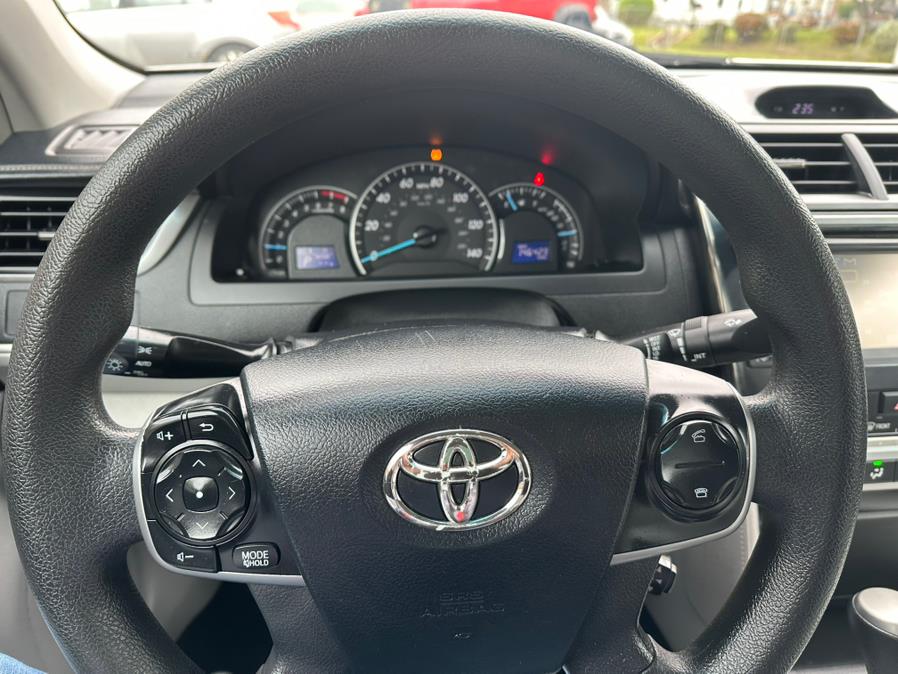 2012 Toyota Camry 4dr Sdn I4 Auto SE, available for sale in New Britain, Connecticut | Central Auto Sales & Service. New Britain, Connecticut 2012 Toyota Camry 4dr Sdn I4 Auto SE, available for sale in New Britain, Connecticut | Central Auto Sales & Service. New Britain, Connecticut