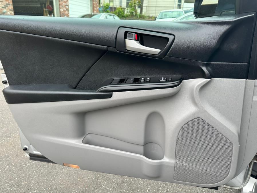 2012 Toyota Camry 4dr Sdn I4 Auto SE, available for sale in New Britain, Connecticut | Central Auto Sales & Service. New Britain, Connecticut 2012 Toyota Camry 4dr Sdn I4 Auto SE, available for sale in New Britain, Connecticut | Central Auto Sales & Service. New Britain, Connecticut