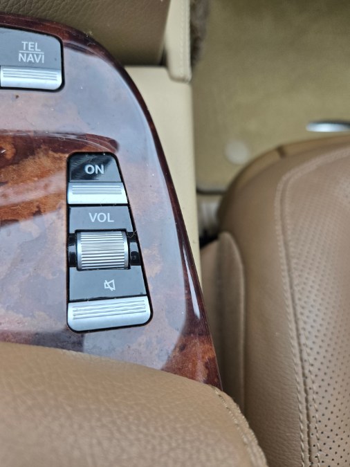 2008 Mercedes-Benz S-Class 4dr Sdn 5.5L V8 4MATIC, available for sale in Bristol, Connecticut | Dealmax Motors LLC. Bristol, Connecticut 2008 Mercedes-Benz S-Class 4dr Sdn 5.5L V8 4MATIC, available for sale in Bristol, Connecticut | Dealmax Motors LLC. Bristol, Connecticut