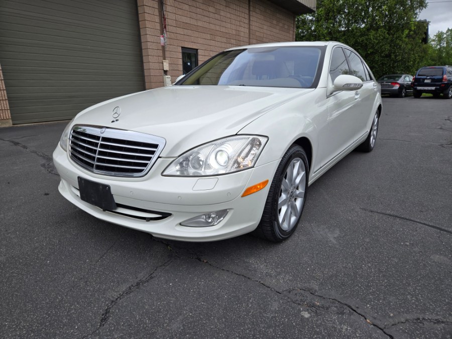 2008 Mercedes-Benz S-Class 4dr Sdn 5.5L V8 4MATIC, available for sale in Bristol, Connecticut | Dealmax Motors LLC. Bristol, Connecticut 2008 Mercedes-Benz S-Class 4dr Sdn 5.5L V8 4MATIC, available for sale in Bristol, Connecticut | Dealmax Motors LLC. Bristol, Connecticut