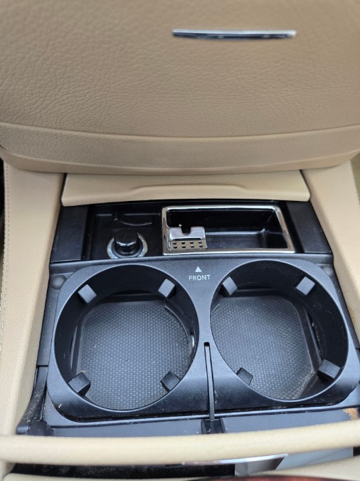 2008 Mercedes-Benz S-Class 4dr Sdn 5.5L V8 4MATIC, available for sale in Bristol, Connecticut | Dealmax Motors LLC. Bristol, Connecticut 2008 Mercedes-Benz S-Class 4dr Sdn 5.5L V8 4MATIC, available for sale in Bristol, Connecticut | Dealmax Motors LLC. Bristol, Connecticut