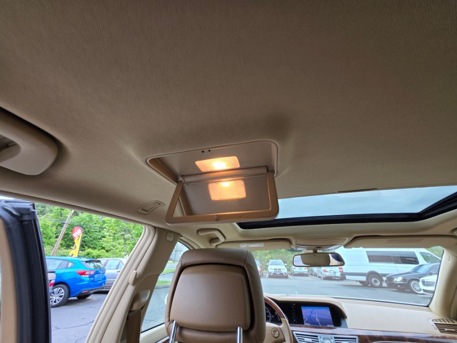 2008 Mercedes-Benz S-Class 4dr Sdn 5.5L V8 4MATIC, available for sale in Bristol, Connecticut | Dealmax Motors LLC. Bristol, Connecticut 2008 Mercedes-Benz S-Class 4dr Sdn 5.5L V8 4MATIC, available for sale in Bristol, Connecticut | Dealmax Motors LLC. Bristol, Connecticut