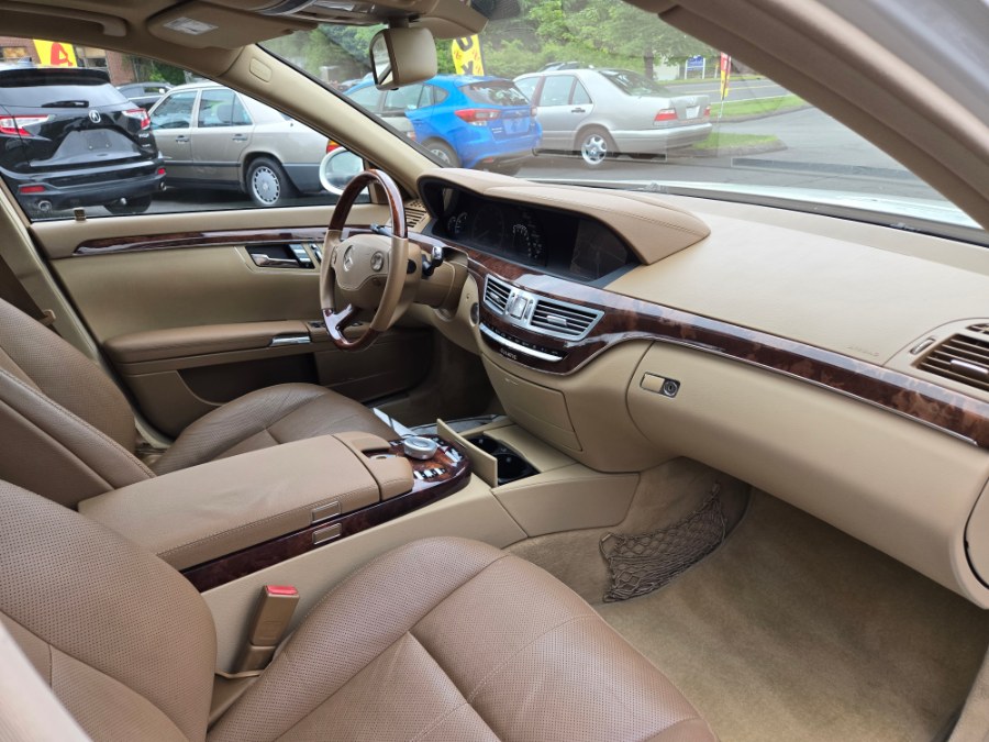 2008 Mercedes-Benz S-Class 4dr Sdn 5.5L V8 4MATIC, available for sale in Bristol, Connecticut | Dealmax Motors LLC. Bristol, Connecticut 2008 Mercedes-Benz S-Class 4dr Sdn 5.5L V8 4MATIC, available for sale in Bristol, Connecticut | Dealmax Motors LLC. Bristol, Connecticut
