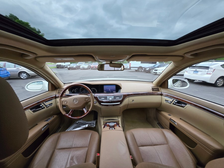 2008 Mercedes-Benz S-Class 4dr Sdn 5.5L V8 4MATIC, available for sale in Bristol, Connecticut | Dealmax Motors LLC. Bristol, Connecticut 2008 Mercedes-Benz S-Class 4dr Sdn 5.5L V8 4MATIC, available for sale in Bristol, Connecticut | Dealmax Motors LLC. Bristol, Connecticut