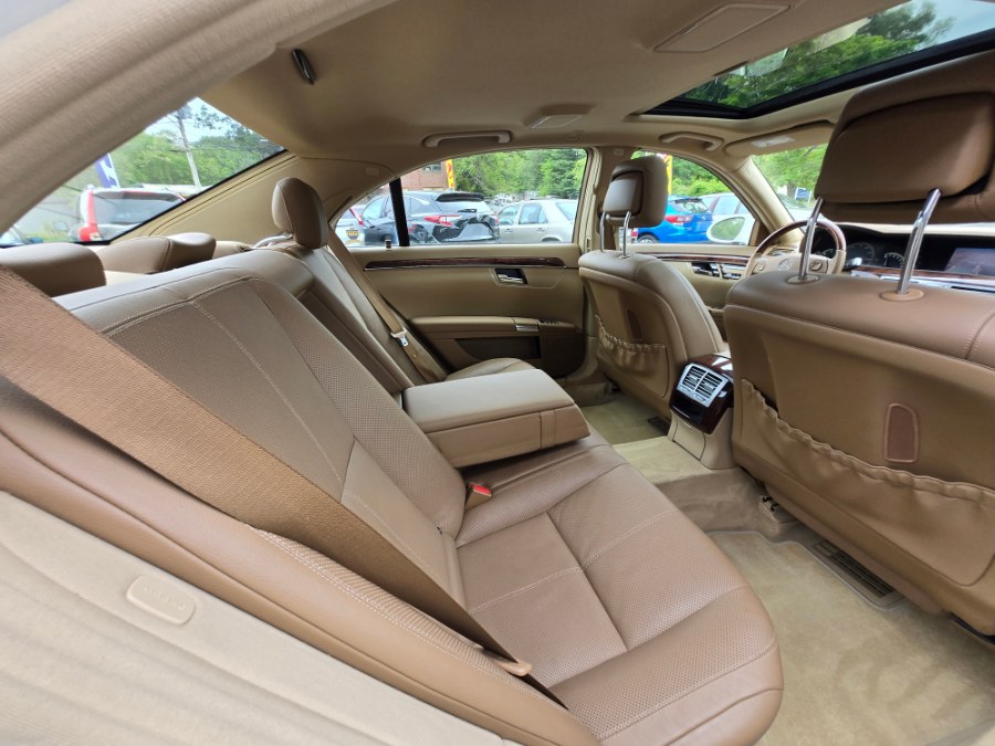 2008 Mercedes-Benz S-Class 4dr Sdn 5.5L V8 4MATIC, available for sale in Bristol, Connecticut | Dealmax Motors LLC. Bristol, Connecticut 2008 Mercedes-Benz S-Class 4dr Sdn 5.5L V8 4MATIC, available for sale in Bristol, Connecticut | Dealmax Motors LLC. Bristol, Connecticut