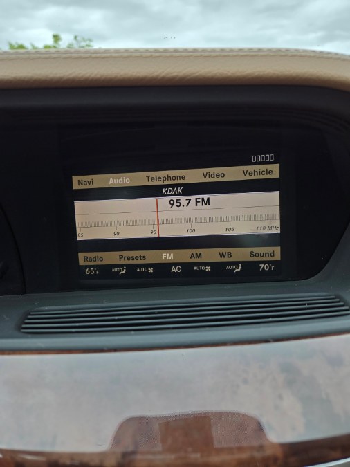 2008 Mercedes-Benz S-Class 4dr Sdn 5.5L V8 4MATIC, available for sale in Bristol, Connecticut | Dealmax Motors LLC. Bristol, Connecticut 2008 Mercedes-Benz S-Class 4dr Sdn 5.5L V8 4MATIC, available for sale in Bristol, Connecticut | Dealmax Motors LLC. Bristol, Connecticut