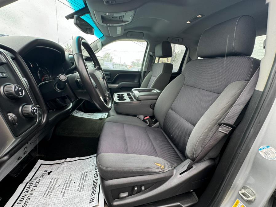 2015 Chevrolet Silverado 2500HD 4WD Double Cab 144.2" LT, available for sale in West Hartford, Connecticut | AutoMax. West Hartford, Connecticut 2015 Chevrolet Silverado 2500HD 4WD Double Cab 144.2" LT, available for sale in West Hartford, Connecticut | AutoMax. West Hartford, Connecticut