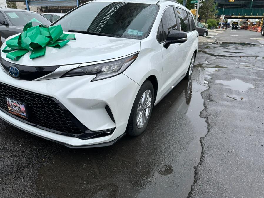 2023 Toyota Sienna XSE 25th Anniversary AWD 7-Passenger (Natl), available for sale in Brooklyn, New York | Brooklyn Auto Mall LLC. Brooklyn, New York 2023 Toyota Sienna XSE 25th Anniversary AWD 7-Passenger (Natl), available for sale in Brooklyn, New York | Brooklyn Auto Mall LLC. Brooklyn, New York