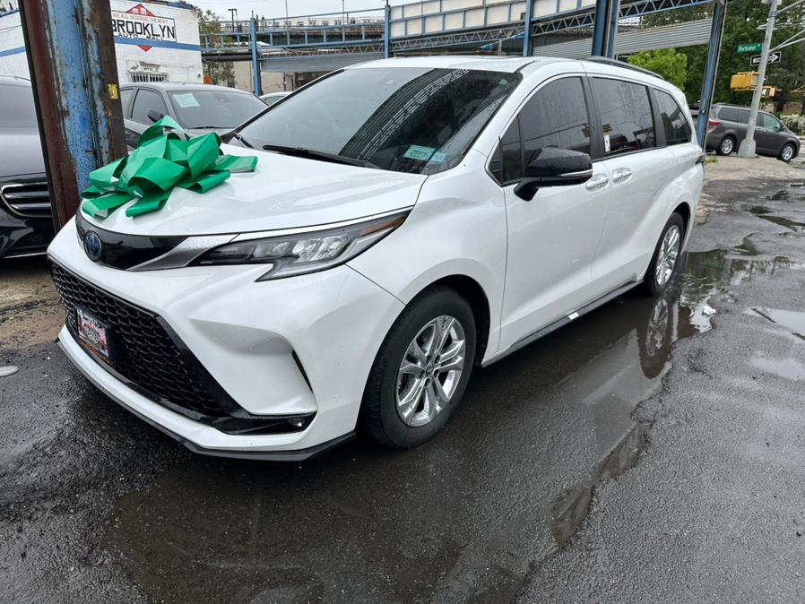 2023 Toyota Sienna XSE 25th Anniversary AWD 7-Passenger (Natl), available for sale in Brooklyn, New York | Brooklyn Auto Mall LLC. Brooklyn, New York 2023 Toyota Sienna XSE 25th Anniversary AWD 7-Passenger (Natl), available for sale in Brooklyn, New York | Brooklyn Auto Mall LLC. Brooklyn, New York