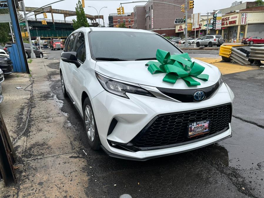 2023 Toyota Sienna XSE 25th Anniversary AWD 7-Passenger (Natl), available for sale in Brooklyn, New York | Brooklyn Auto Mall LLC. Brooklyn, New York 2023 Toyota Sienna XSE 25th Anniversary AWD 7-Passenger (Natl), available for sale in Brooklyn, New York | Brooklyn Auto Mall LLC. Brooklyn, New York