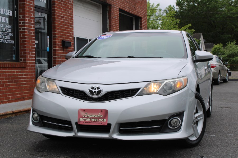 2012 Toyota Camry 4dr Sdn I4 Auto SE (Natl), available for sale in ENFIELD, Connecticut | Longmeadow Motor Cars. ENFIELD, Connecticut