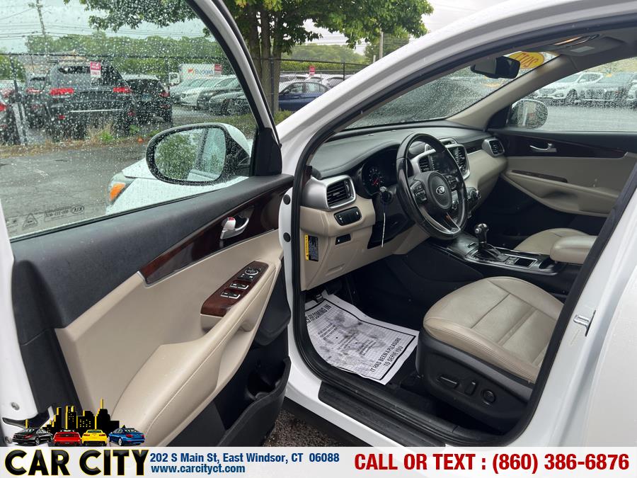 2017 Kia Sorento LX AWD, available for sale in East Windsor, Connecticut | Car City LLC. East Windsor, Connecticut 2017 Kia Sorento LX AWD, available for sale in East Windsor, Connecticut | Car City LLC. East Windsor, Connecticut