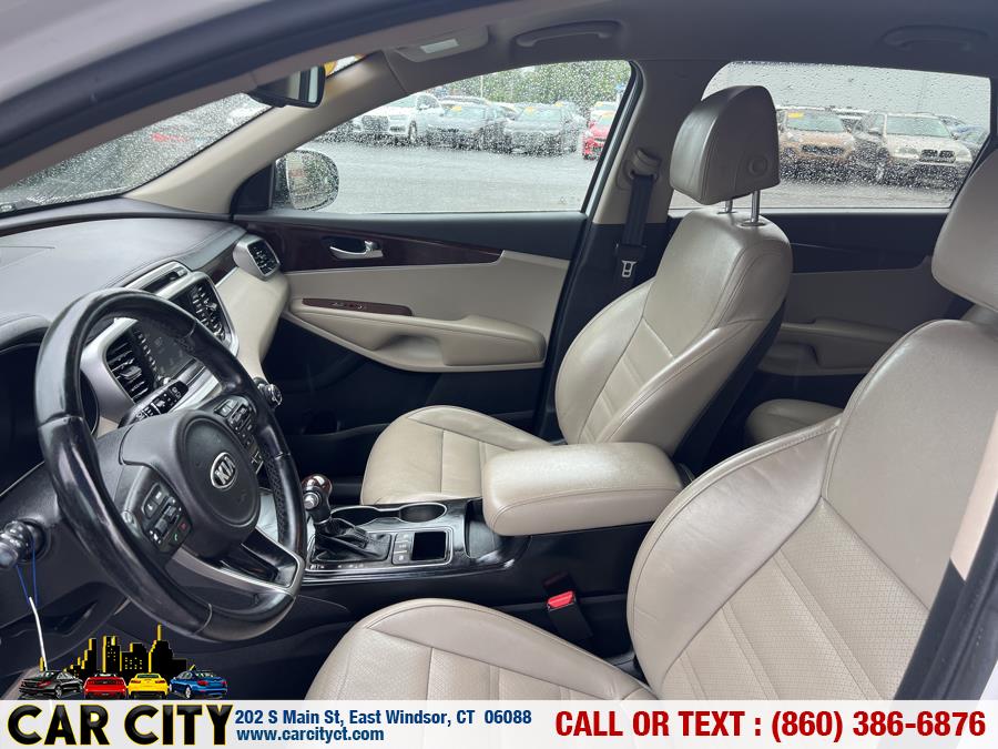 2017 Kia Sorento LX AWD, available for sale in East Windsor, Connecticut | Car City LLC. East Windsor, Connecticut 2017 Kia Sorento LX AWD, available for sale in East Windsor, Connecticut | Car City LLC. East Windsor, Connecticut