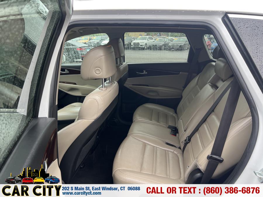2017 Kia Sorento LX AWD, available for sale in East Windsor, Connecticut | Car City LLC. East Windsor, Connecticut 2017 Kia Sorento LX AWD, available for sale in East Windsor, Connecticut | Car City LLC. East Windsor, Connecticut