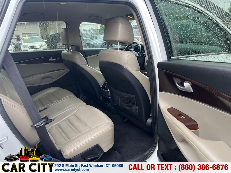 2017 Kia Sorento LX AWD, available for sale in East Windsor, Connecticut | Car City LLC. East Windsor, Connecticut 2017 Kia Sorento LX AWD, available for sale in East Windsor, Connecticut | Car City LLC. East Windsor, Connecticut