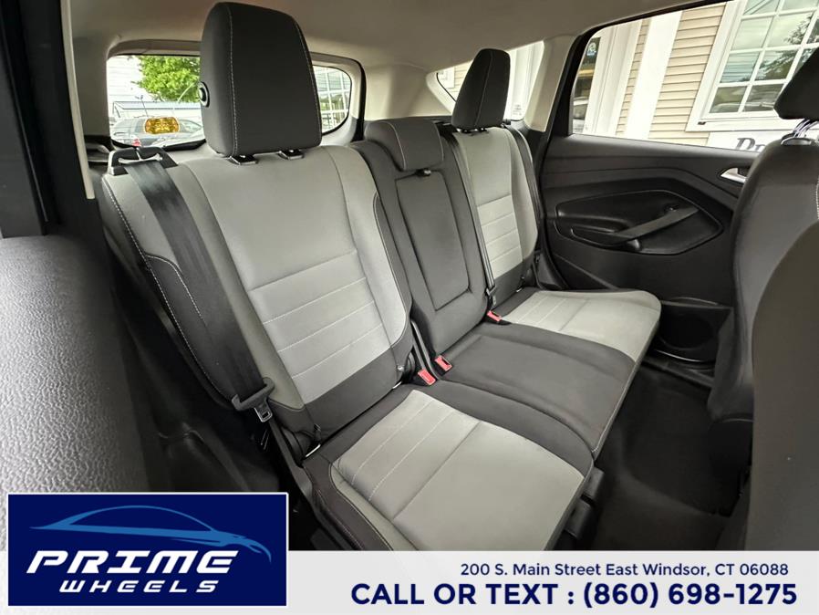 2016 Ford Escape 4WD 4dr SE, available for sale in East Windsor, Connecticut | Prime Wheels. East Windsor, Connecticut 2016 Ford Escape 4WD 4dr SE, available for sale in East Windsor, Connecticut | Prime Wheels. East Windsor, Connecticut