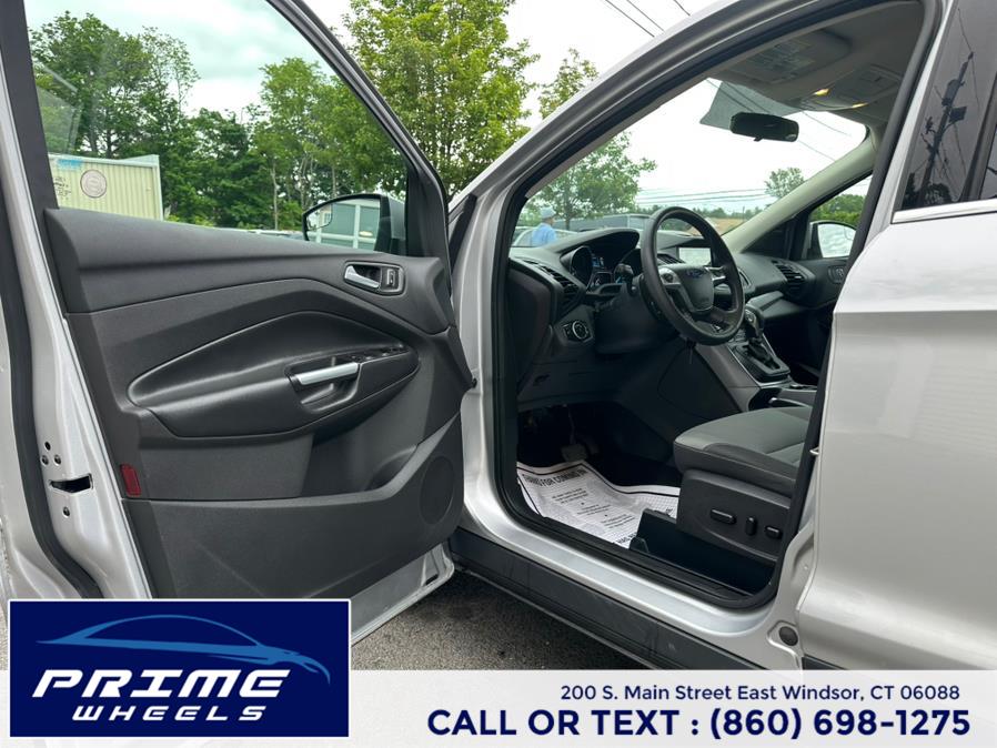 2016 Ford Escape 4WD 4dr SE, available for sale in East Windsor, Connecticut | Prime Wheels. East Windsor, Connecticut 2016 Ford Escape 4WD 4dr SE, available for sale in East Windsor, Connecticut | Prime Wheels. East Windsor, Connecticut