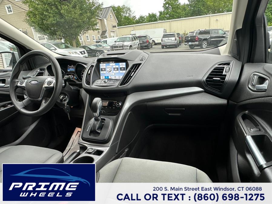 2016 Ford Escape 4WD 4dr SE, available for sale in East Windsor, Connecticut | Prime Wheels. East Windsor, Connecticut 2016 Ford Escape 4WD 4dr SE, available for sale in East Windsor, Connecticut | Prime Wheels. East Windsor, Connecticut