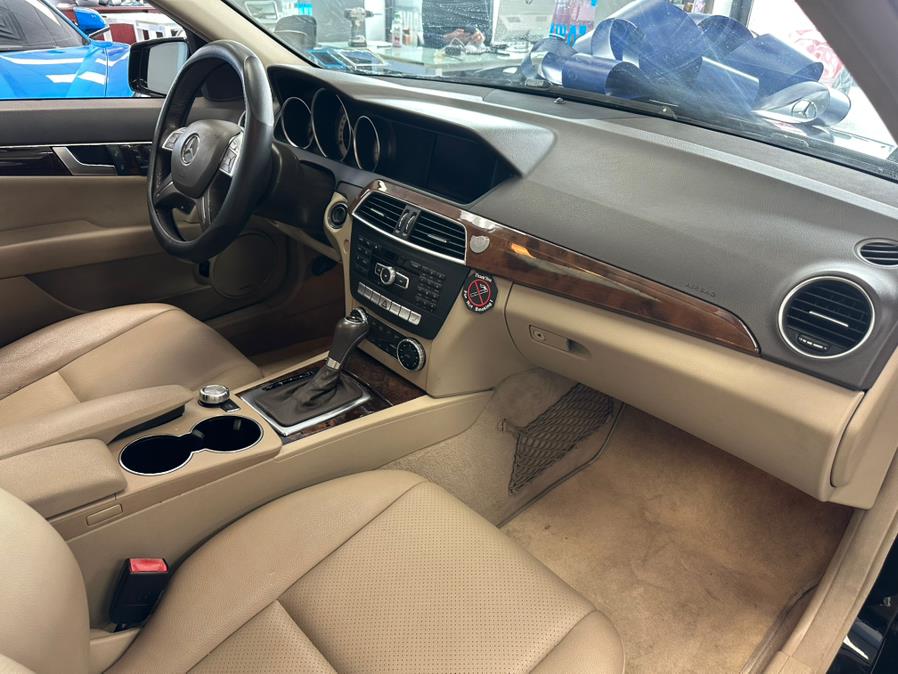 2014 Mercedes-Benz C-Class 4dr Sdn C 300 Luxury 4MATIC, available for sale in Inwood, New York | 5 Towns Drive. Inwood, New York 2014 Mercedes-Benz C-Class 4dr Sdn C 300 Luxury 4MATIC, available for sale in Inwood, New York | 5 Towns Drive. Inwood, New York
