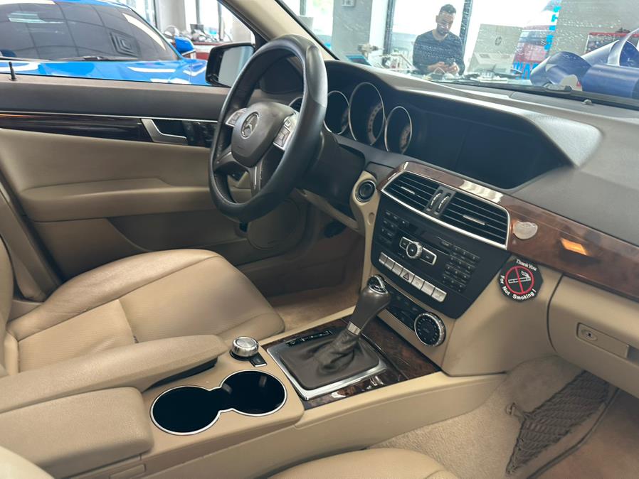 2014 Mercedes-Benz C-Class 4dr Sdn C 300 Luxury 4MATIC, available for sale in Inwood, New York | 5 Towns Drive. Inwood, New York 2014 Mercedes-Benz C-Class 4dr Sdn C 300 Luxury 4MATIC, available for sale in Inwood, New York | 5 Towns Drive. Inwood, New York