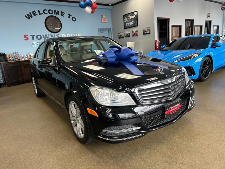 2014 Mercedes-Benz C-Class 4dr Sdn C 300 Luxury 4MATIC, available for sale in Inwood, New York | 5 Towns Drive. Inwood, New York 2014 Mercedes-Benz C-Class 4dr Sdn C 300 Luxury 4MATIC, available for sale in Inwood, New York | 5 Towns Drive. Inwood, New York