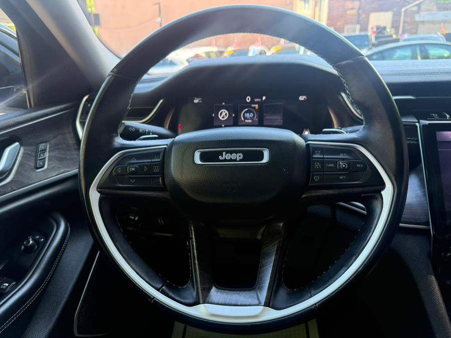 2022 Jeep Grand Cherokee Limited 4x4, available for sale in Newark, New Jersey | Champion Of Newark. Newark, New Jersey 2022 Jeep Grand Cherokee Limited 4x4, available for sale in Newark, New Jersey | Champion Of Newark. Newark, New Jersey