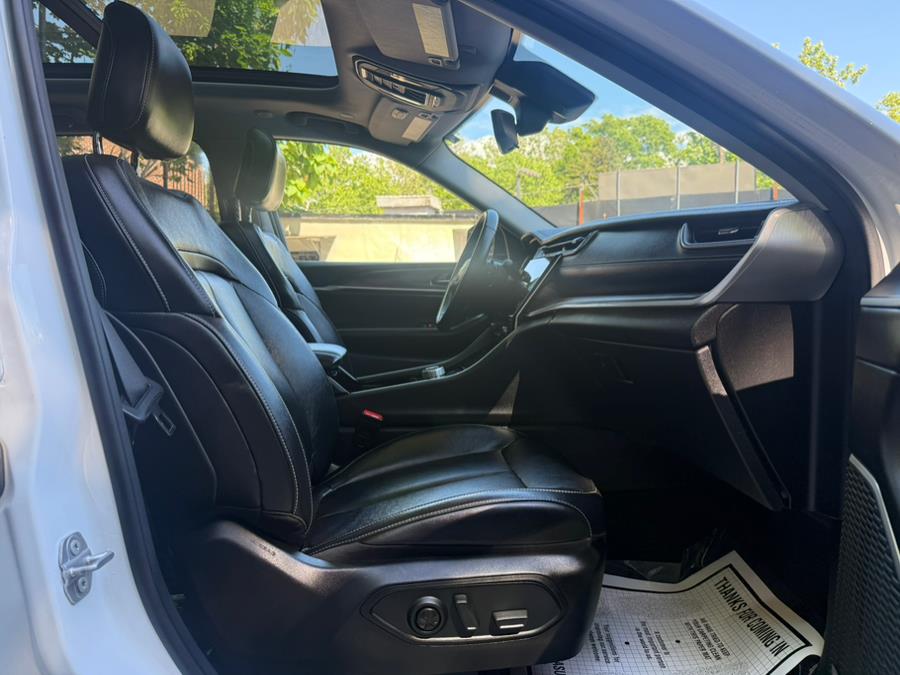 2022 Jeep Grand Cherokee Limited 4x4, available for sale in Newark, New Jersey | Champion Of Newark. Newark, New Jersey 2022 Jeep Grand Cherokee Limited 4x4, available for sale in Newark, New Jersey | Champion Of Newark. Newark, New Jersey