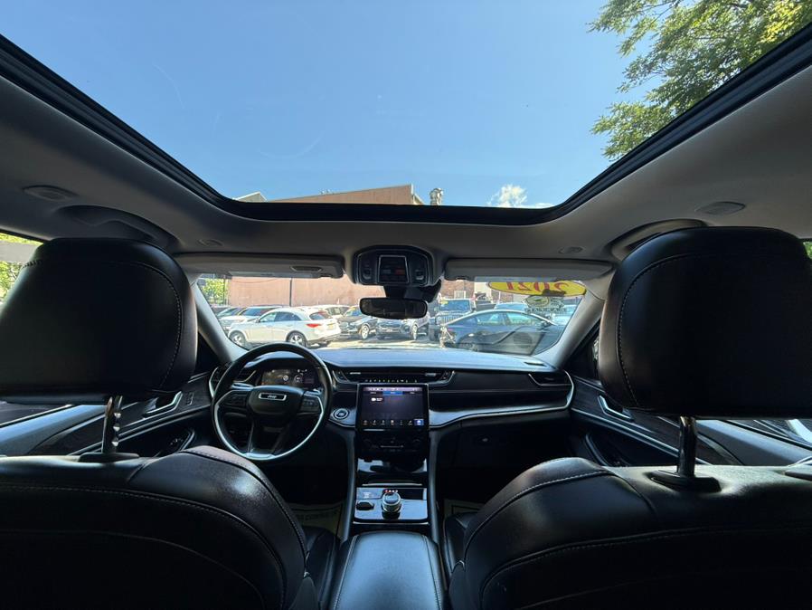 2022 Jeep Grand Cherokee Limited 4x4, available for sale in Newark, New Jersey | Champion Of Newark. Newark, New Jersey 2022 Jeep Grand Cherokee Limited 4x4, available for sale in Newark, New Jersey | Champion Of Newark. Newark, New Jersey