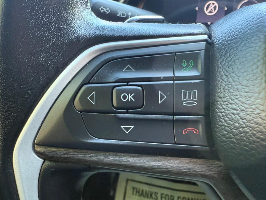 2022 Jeep Grand Cherokee Limited 4x4, available for sale in Newark, New Jersey | Champion Of Newark. Newark, New Jersey 2022 Jeep Grand Cherokee Limited 4x4, available for sale in Newark, New Jersey | Champion Of Newark. Newark, New Jersey
