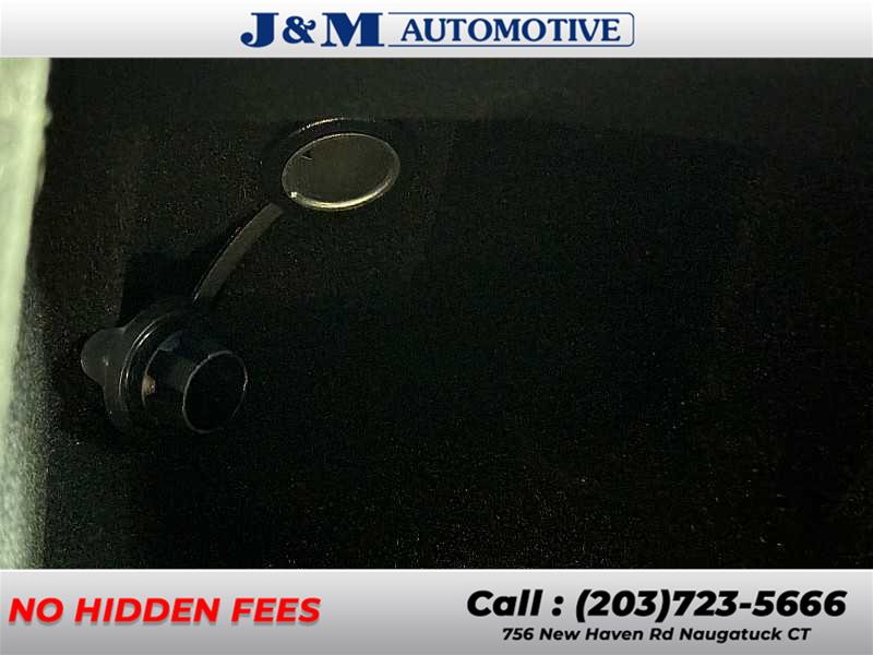2019 Jeep Grand Cherokee Limited, available for sale in Naugatuck, Connecticut | J&M Automotive Sls&Svc LLC. Naugatuck, Connecticut 2019 Jeep Grand Cherokee Limited, available for sale in Naugatuck, Connecticut | J&M Automotive Sls&Svc LLC. Naugatuck, Connecticut