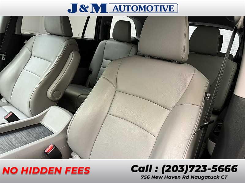2018 Honda Pilot EX-L, available for sale in Naugatuck, Connecticut | J&M Automotive Sls&Svc LLC. Naugatuck, Connecticut 2018 Honda Pilot EX-L, available for sale in Naugatuck, Connecticut | J&M Automotive Sls&Svc LLC. Naugatuck, Connecticut