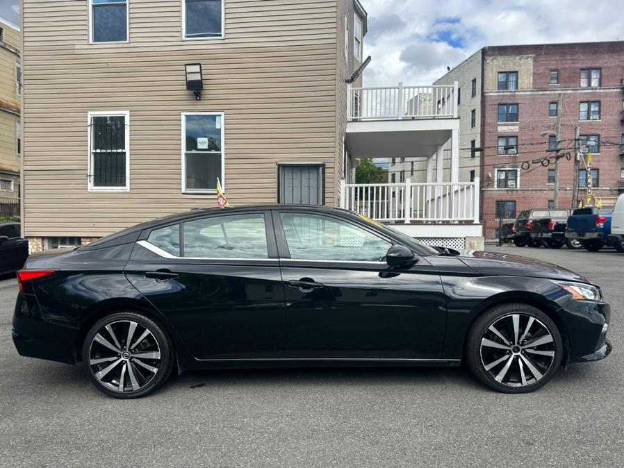 2022 Nissan Altima 2.5 SR Sedan, available for sale in Irvington, New Jersey | RT 603 Auto Mall. Irvington, New Jersey 2022 Nissan Altima 2.5 SR Sedan, available for sale in Irvington, New Jersey | RT 603 Auto Mall. Irvington, New Jersey