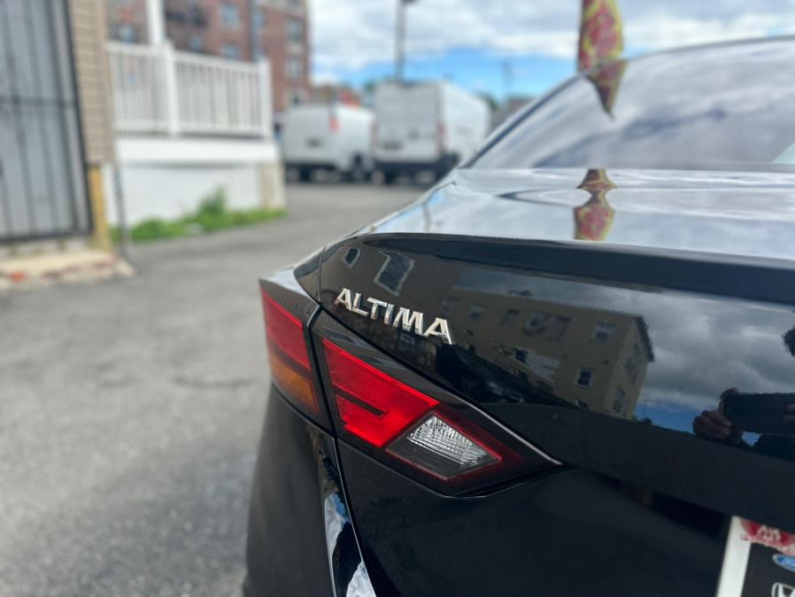 2022 Nissan Altima 2.5 SR Sedan, available for sale in Irvington, New Jersey | RT 603 Auto Mall. Irvington, New Jersey 2022 Nissan Altima 2.5 SR Sedan, available for sale in Irvington, New Jersey | RT 603 Auto Mall. Irvington, New Jersey