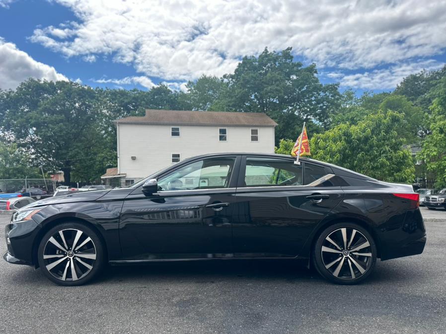 2022 Nissan Altima 2.5 SR Sedan, available for sale in Irvington, New Jersey | RT 603 Auto Mall. Irvington, New Jersey 2022 Nissan Altima 2.5 SR Sedan, available for sale in Irvington, New Jersey | RT 603 Auto Mall. Irvington, New Jersey
