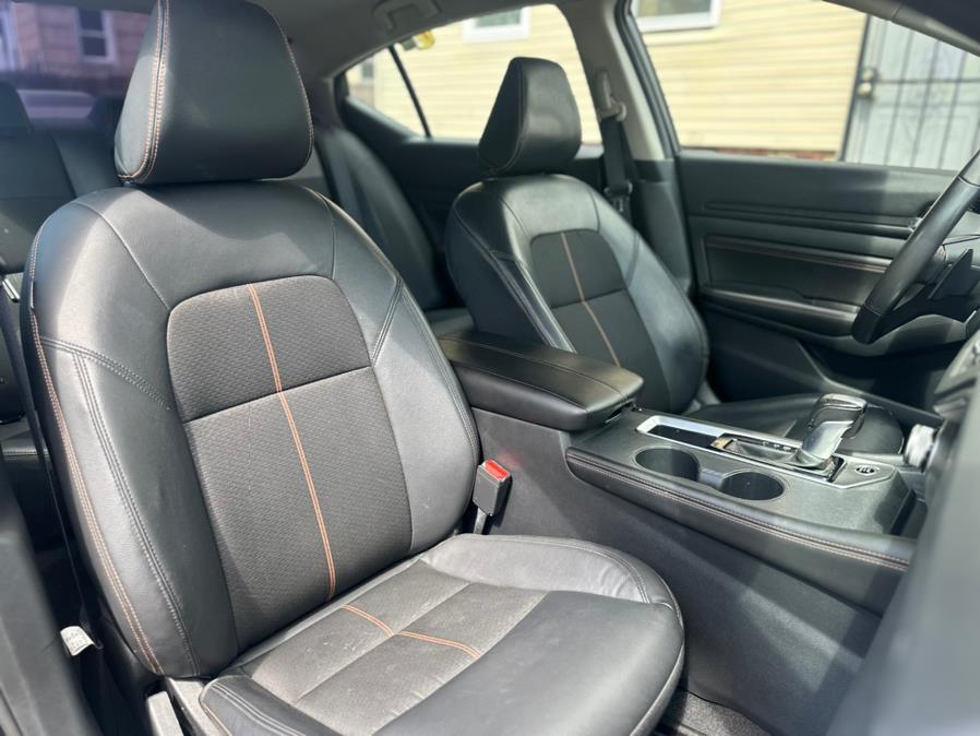 2022 Nissan Altima 2.5 SR Sedan, available for sale in Irvington, New Jersey | RT 603 Auto Mall. Irvington, New Jersey 2022 Nissan Altima 2.5 SR Sedan, available for sale in Irvington, New Jersey | RT 603 Auto Mall. Irvington, New Jersey